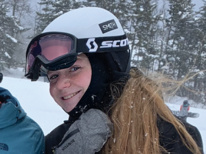 Patient Stories-Mia-returns to skiing